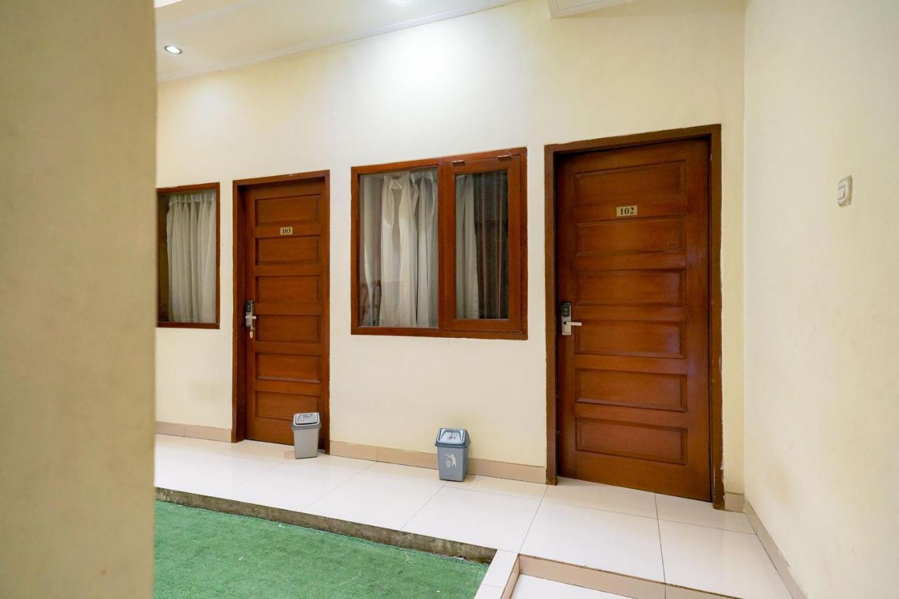 Reddoorz At Buah Batu 5 Hotel Bandung Exterior photo