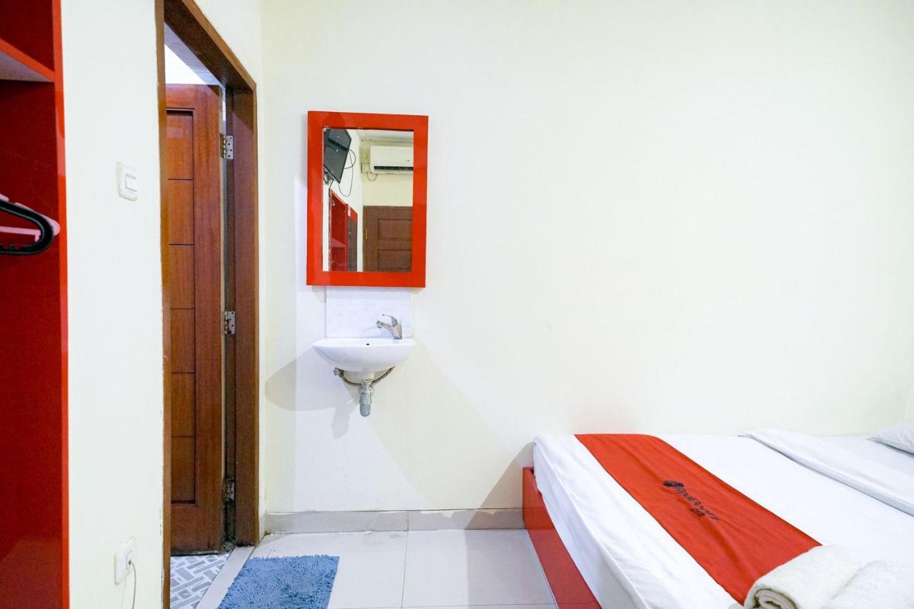 Reddoorz At Buah Batu 5 Hotel Bandung Exterior photo
