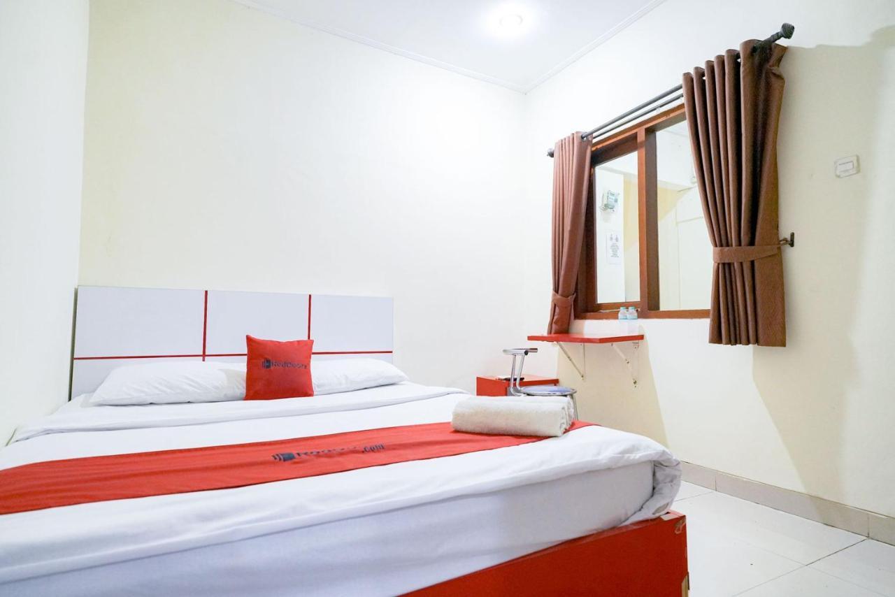 Reddoorz At Buah Batu 5 Hotel Bandung Exterior photo