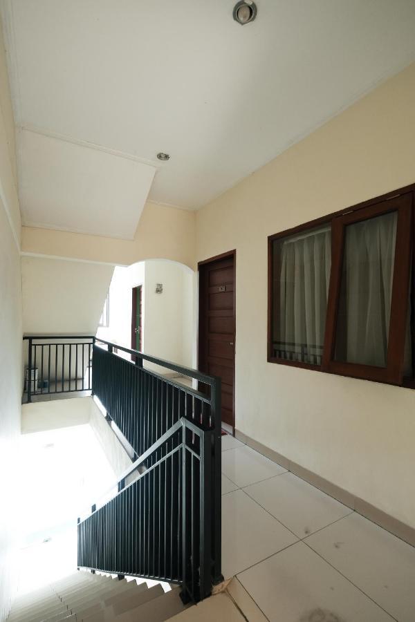 Reddoorz At Buah Batu 5 Hotel Bandung Exterior photo